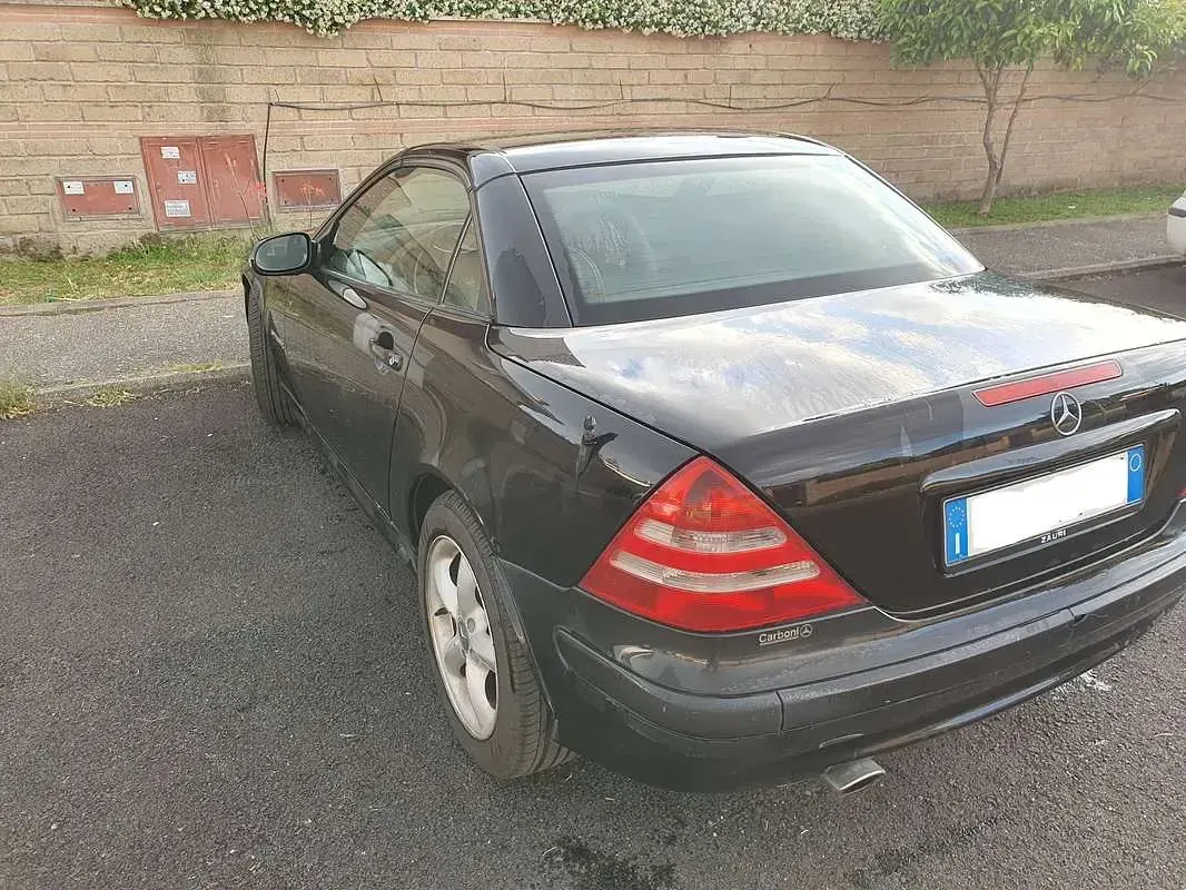 Usata Mercedes SLK200 163 CV (119 kW) 2003 Nero Cabrio