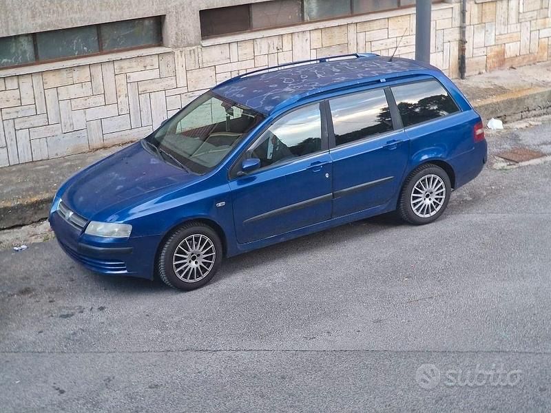 Usata Fiat Stilo 120 CV (88 kW) 2007 Blu Station wagon