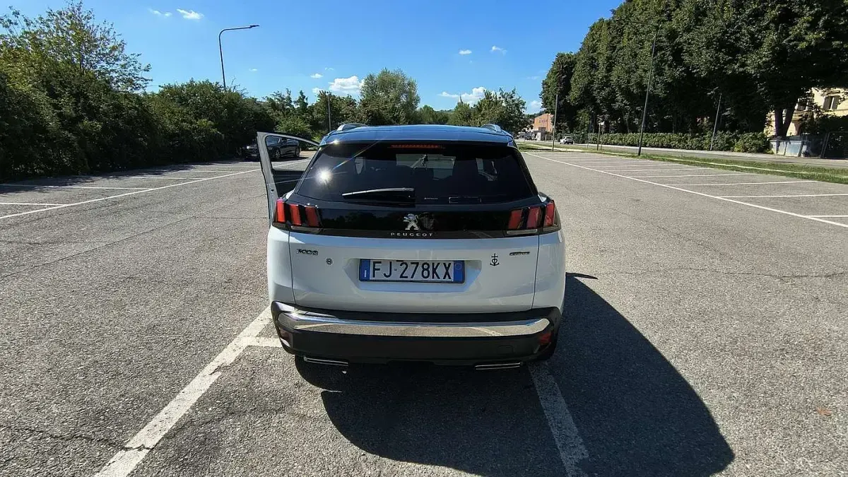 Usata Peugeot 3008 GT-line 120 CV (88 kW) 2017 SUV