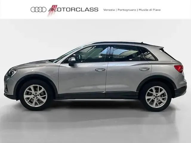 Usata Audi Q3 Advanced Plus 150 CV (110 kW) 2022 Argento floret metallizzato SUV