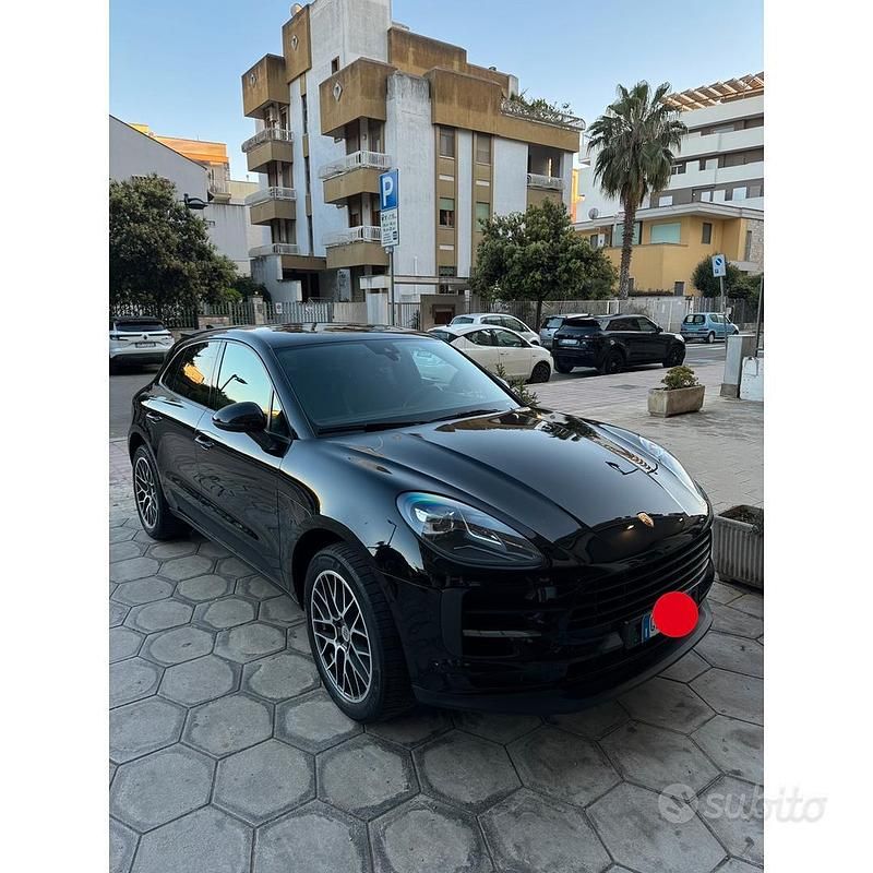 Nero Usata 2019 Porsche Macan SUV | 42.000 € (Super prezzo) - Immagine 1/4