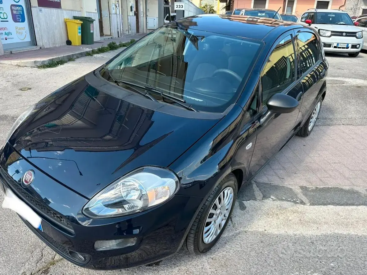 Begagnad Fiat Punto Street 95 HK (69 kW) 2018 Blå Halvkombi