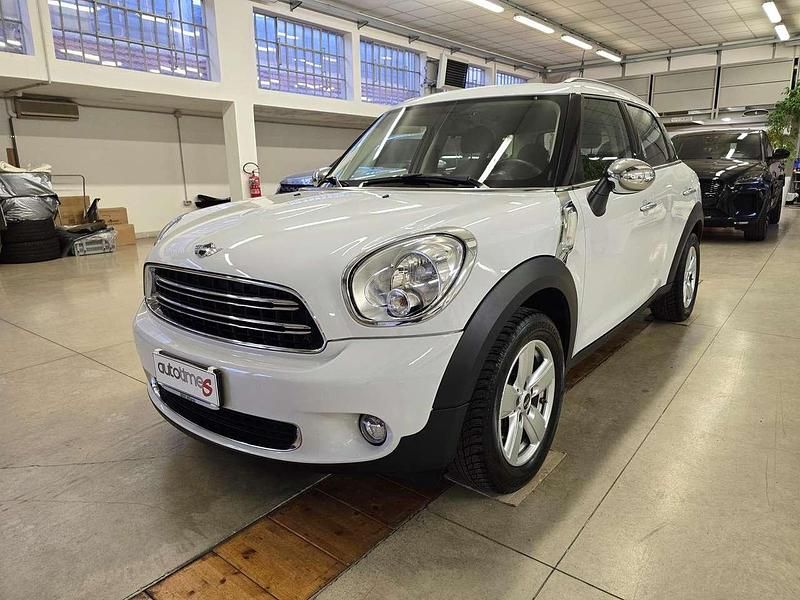 Usata Mini One Countryman 98 CV (72 kW) 2014 Light white SUV