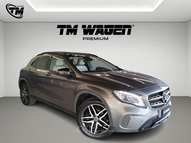 Usata Mercedes GLA200 136 CV (100 kW) 2018 Grigio SUV