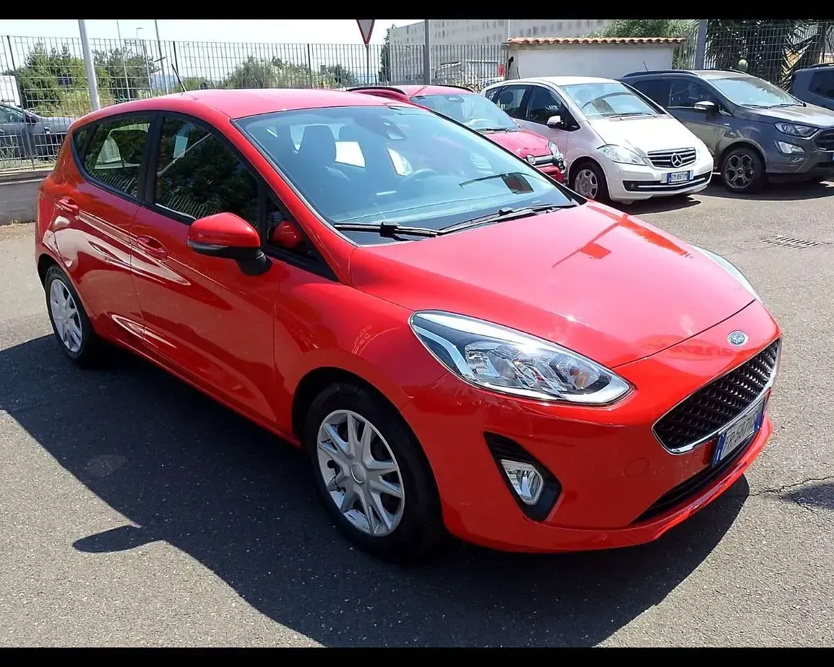 Usata Ford Fiesta 86 CV (63 kW) 2018 Rosso Utilitaria