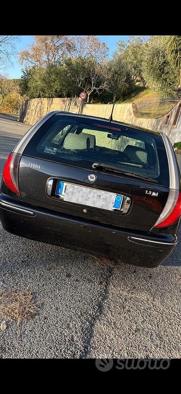 Usata Lancia Lybra 116 CV (85 kW) 2002 Nero