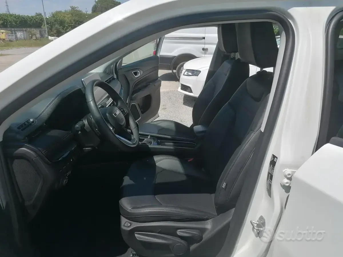 Usata Jeep Compass Trailhawk 179 CV (131 kW) 2023 Bianco SUV