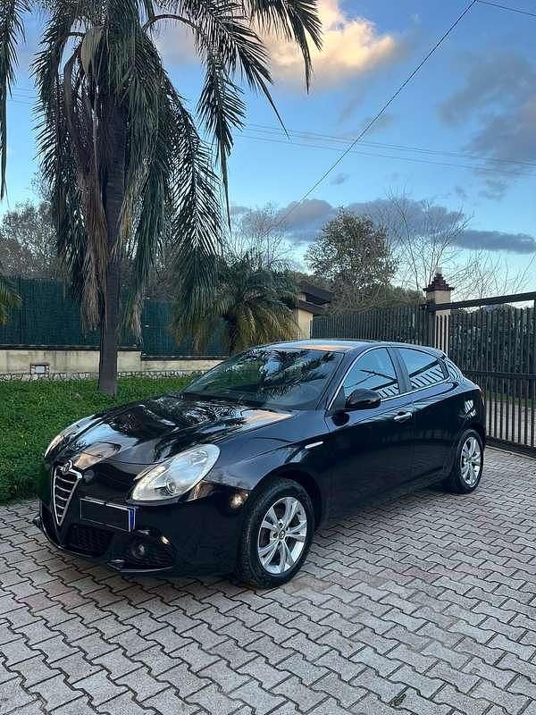 Usata Alfa Romeo Giulietta Exclusive 105 CV (77 kW) 2011 Berlina
