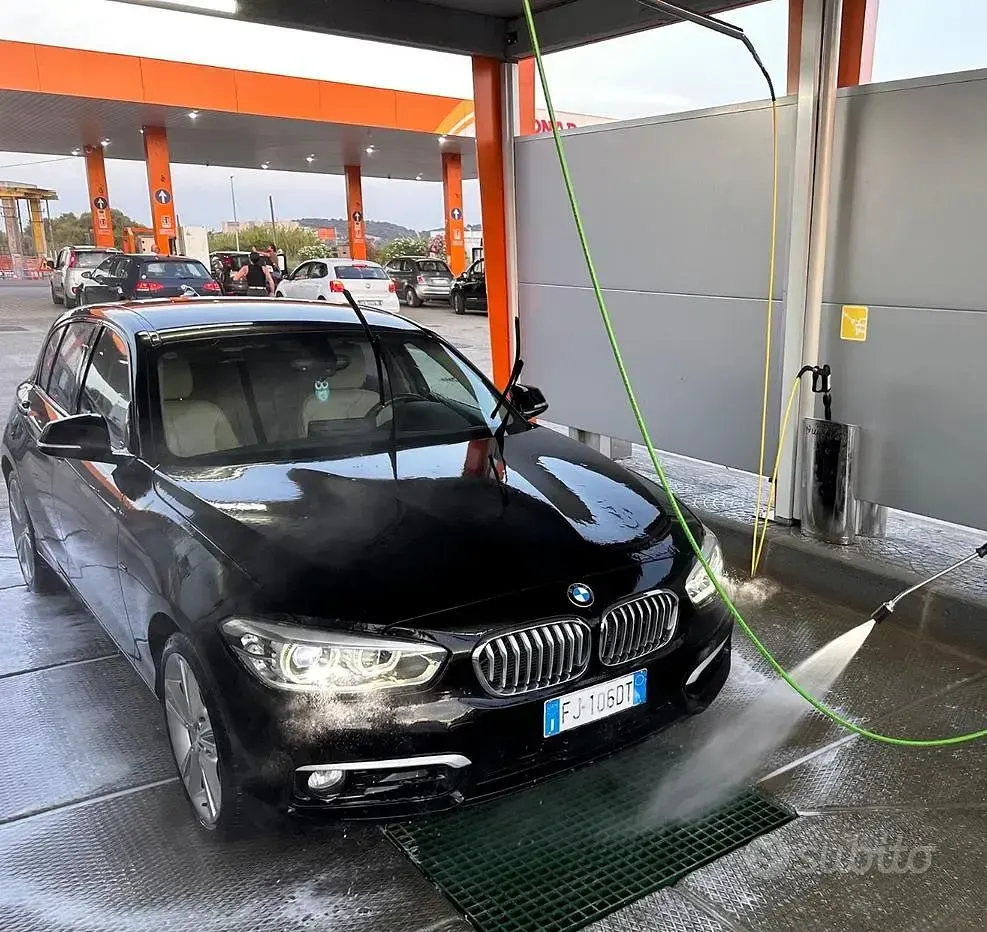 Usata BMW 118 150 CV (110 kW) 2017 Nero Utilitaria