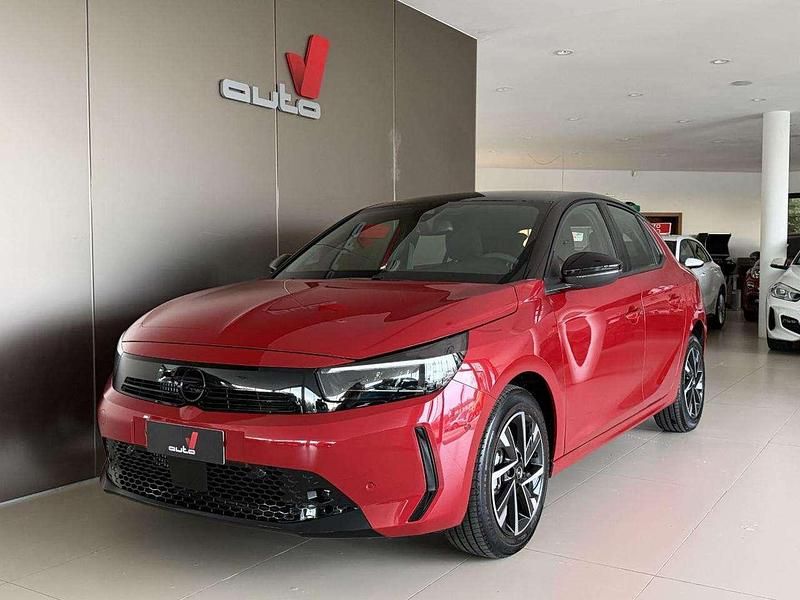 Usata Opel Corsa 101 CV (74 kW) 2024 Rosso / tetto nero Utilitaria