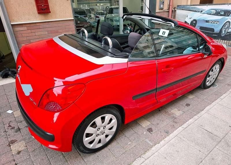 Usata Peugeot 207 CC 120 CV (88 kW) 2009 Rosso Cabrio