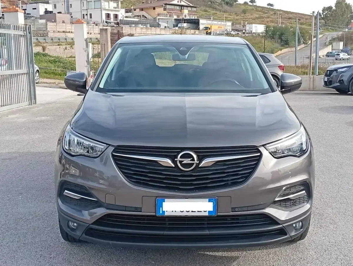 Usata Opel Grandland X Ultimate 131 CV (96 kW) 2019 Grigio SUV