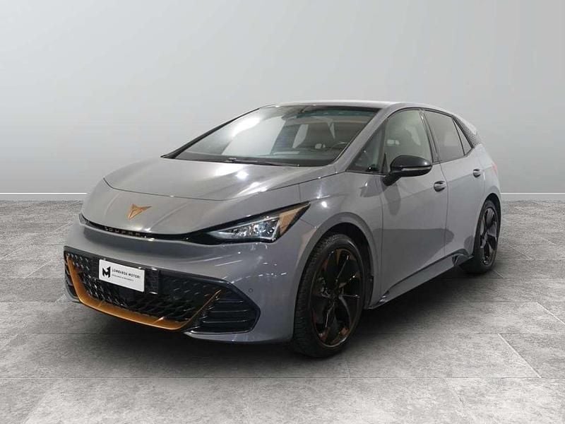Usata Cupra Born 150 kW (204 CV) 2023 Grigio vapore Utilitaria
