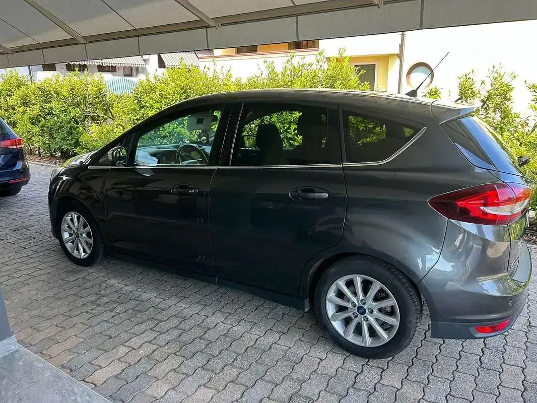 Usata Ford C-MAX Titanium S 120 CV (88 kW) 2018 Monovolume