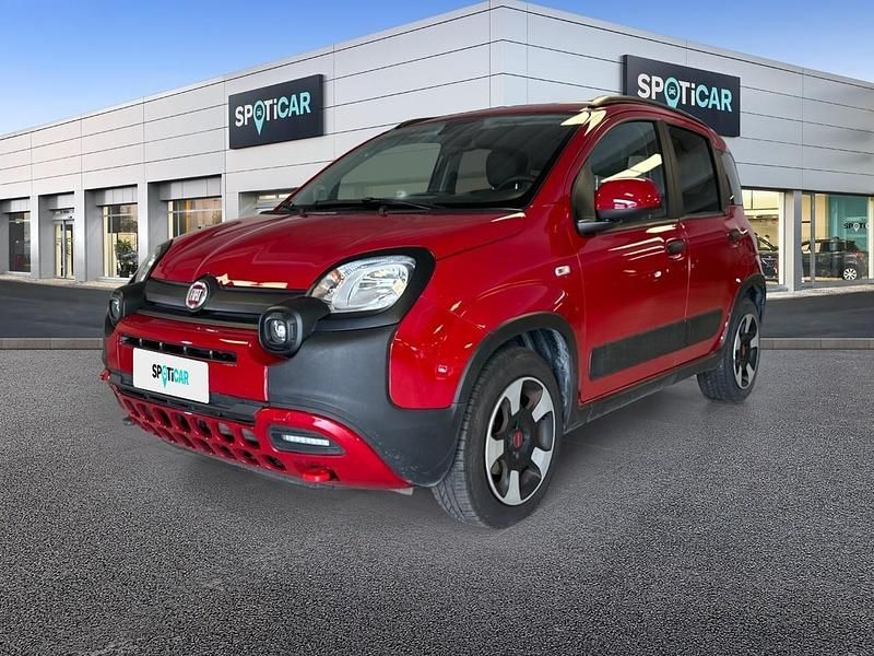 Usata Fiat Panda Cross Cross 70 CV (51 kW) 2024 Rosso Utilitaria