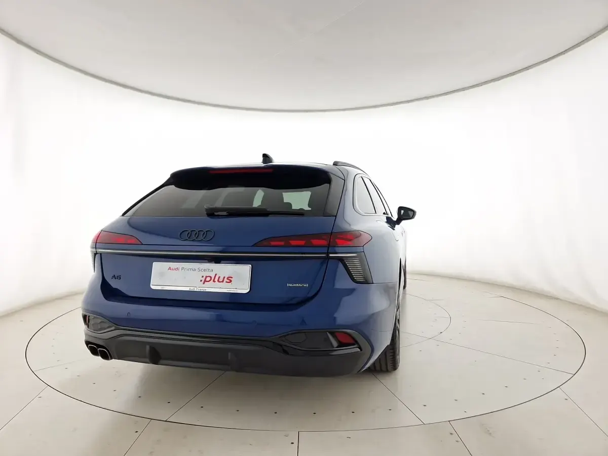Usata Audi A6 S-Line 204 CV (150 kW) 2025 Blu ascari metallizzato Station wagon