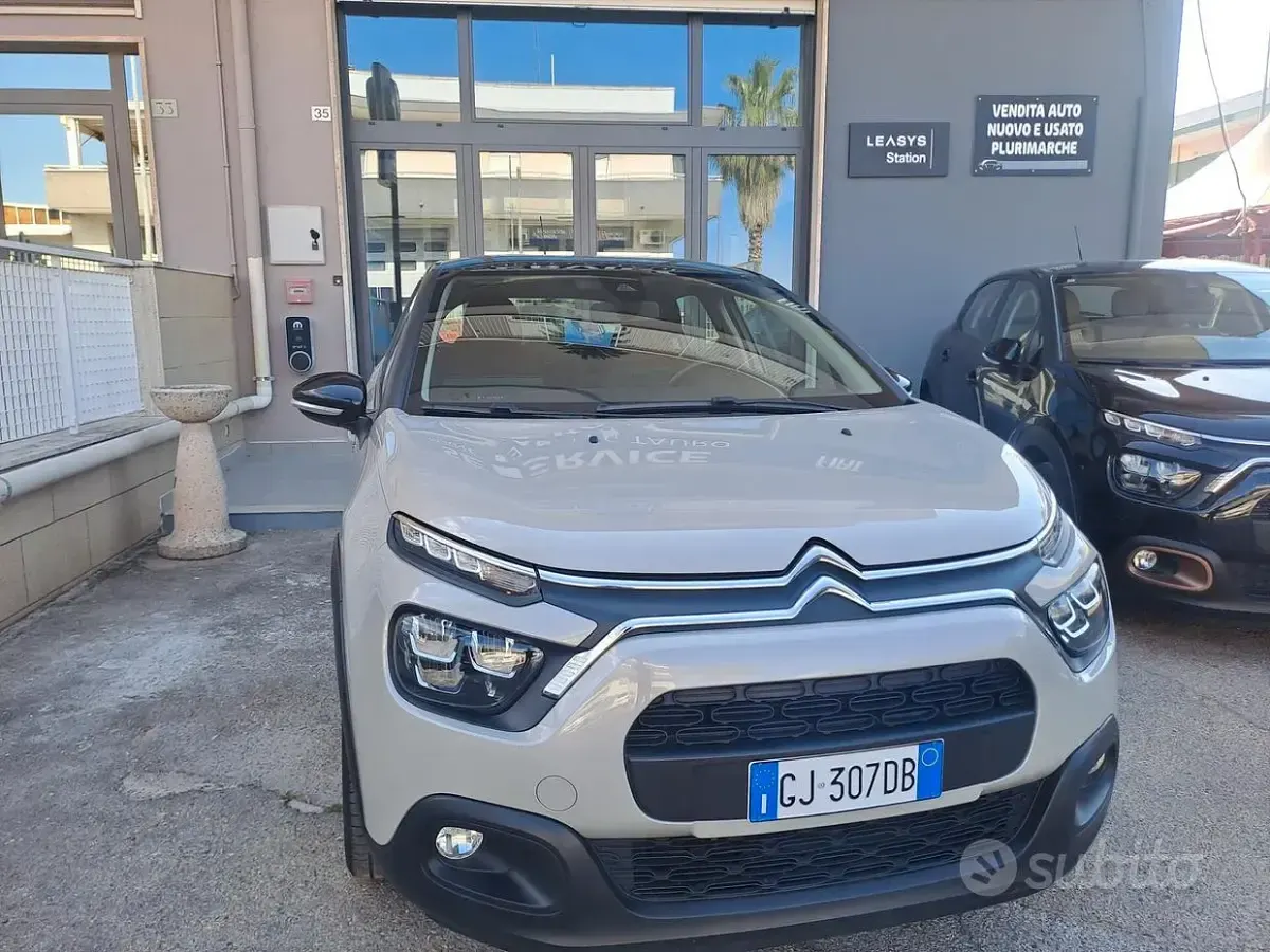 Usata Citroën C3 Feel 102 CV (75 kW) 2022 Beige Utilitaria