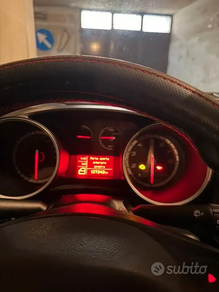 Usata Alfa Romeo Giulietta 2012 Bianco Utilitaria