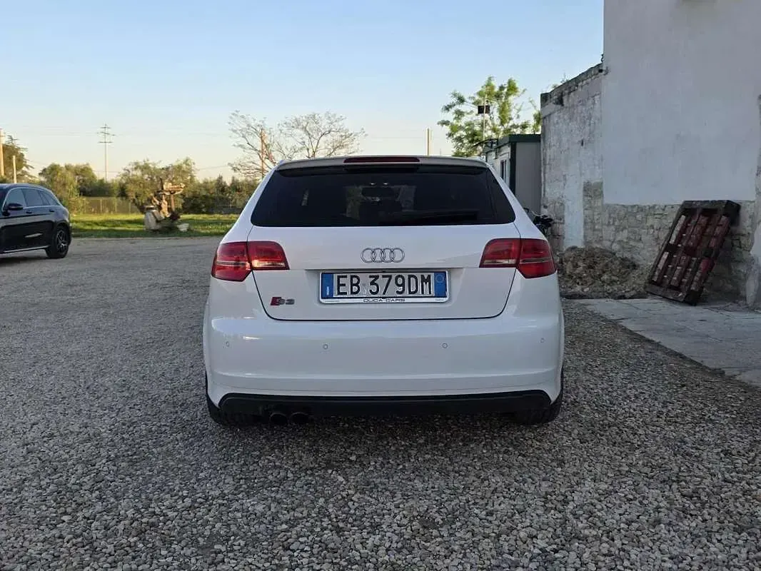 Begagnad Audi S3 Ambiente 265 HK (194 kW) 2010 Halvkombi