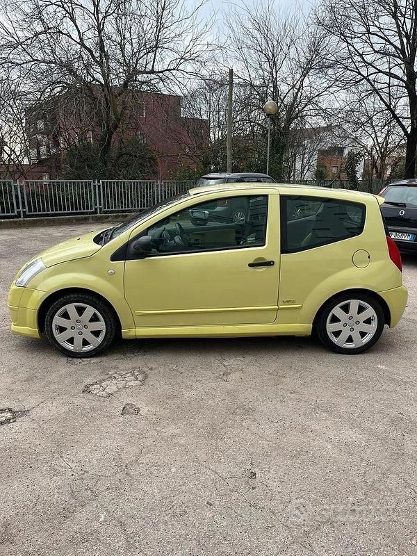 Usata Citroën C2 VTR Sport 73 CV (53 kW) 2003 Giallo Utilitaria