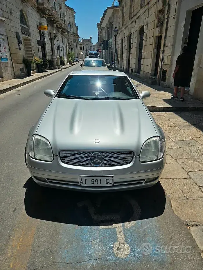 Usata Mercedes SLK200 192 CV (141 kW) 1997 Grigio Cabrio