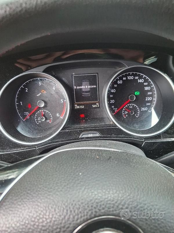 Usata VW Touran 190 CV (139 kW) 2016 Nero Monovolume
