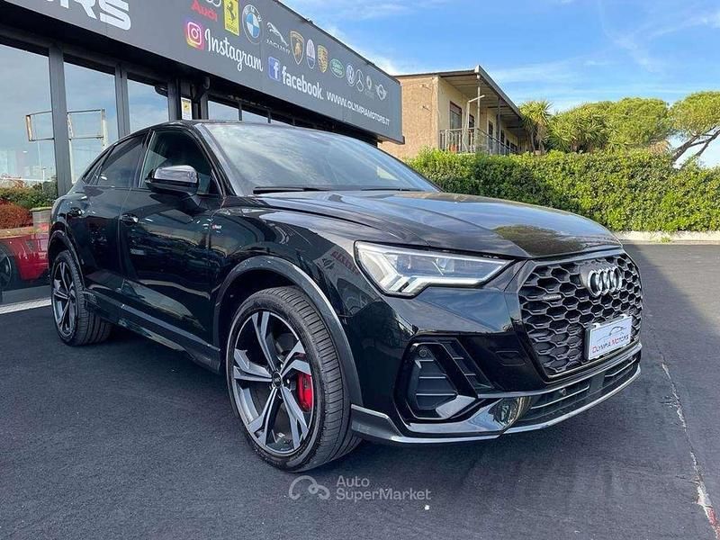 Mythosschwarz metallic Usata 2023 Audi Q3 S-Line SUV | 49.890 € (Molto cara) - Immagine 1/4