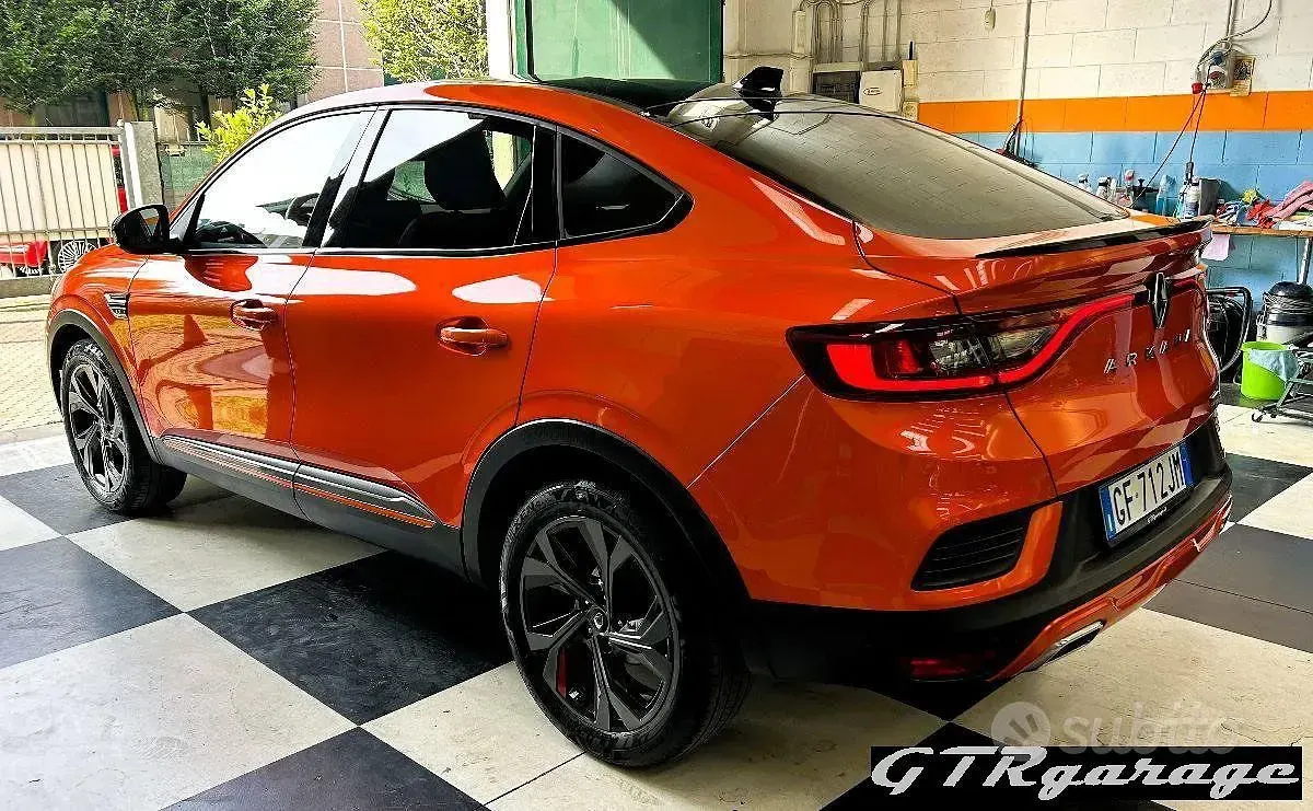 Usata Renault Arkana R.S. 145 CV (106 kW) 2021 Arancione SUV