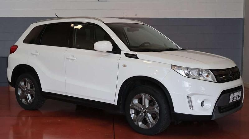 Usata Suzuki Vitara 120 CV (88 kW) 2018 Other SUV