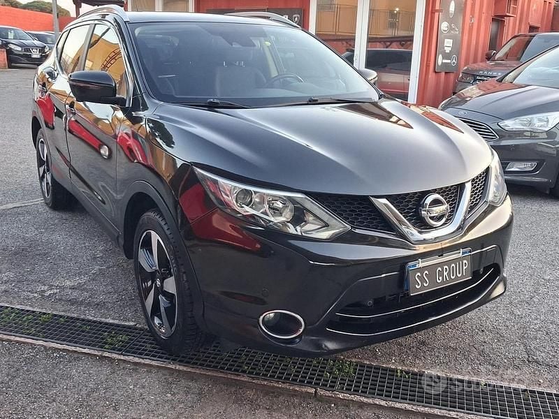 Usata Nissan Qashqai Tekna 131 CV (96 kW) 2017 Nero SUV