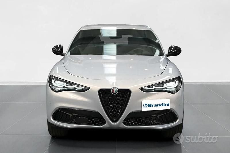 Usata Alfa Romeo Stelvio Sprint 210 CV (154 kW) 2025 Grigio SUV