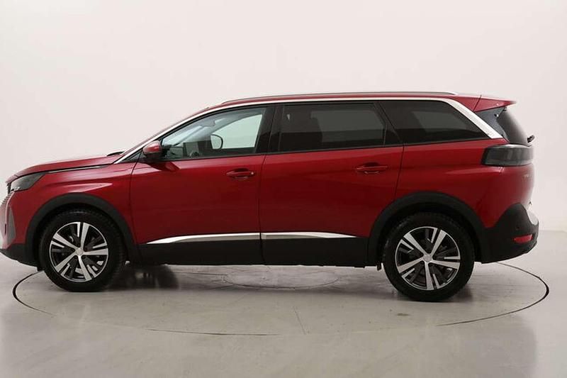 Usata Peugeot 5008 Allure 131 CV (96 kW) 2021 Rosso SUV