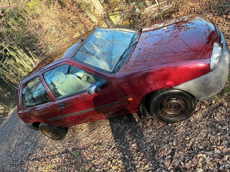 Usata Ford Fiesta 75 CV (55 kW) 1996 Berlina
