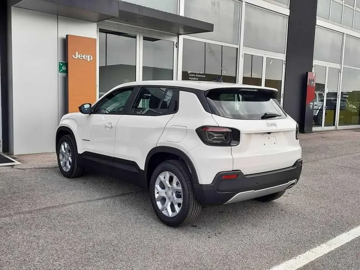 Nuova Jeep Avenger Altitude 100 CV (73 kW) 2025 Bianco SUV