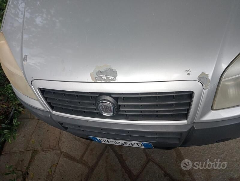 Usata Fiat Doblò 103 CV (75 kW) 2009 Monovolume