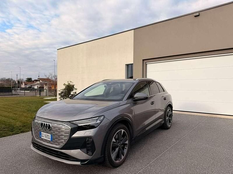 Usata Audi Q4 e-tron Advanced 69 kW (95 CV) 2022 Grigio SUV