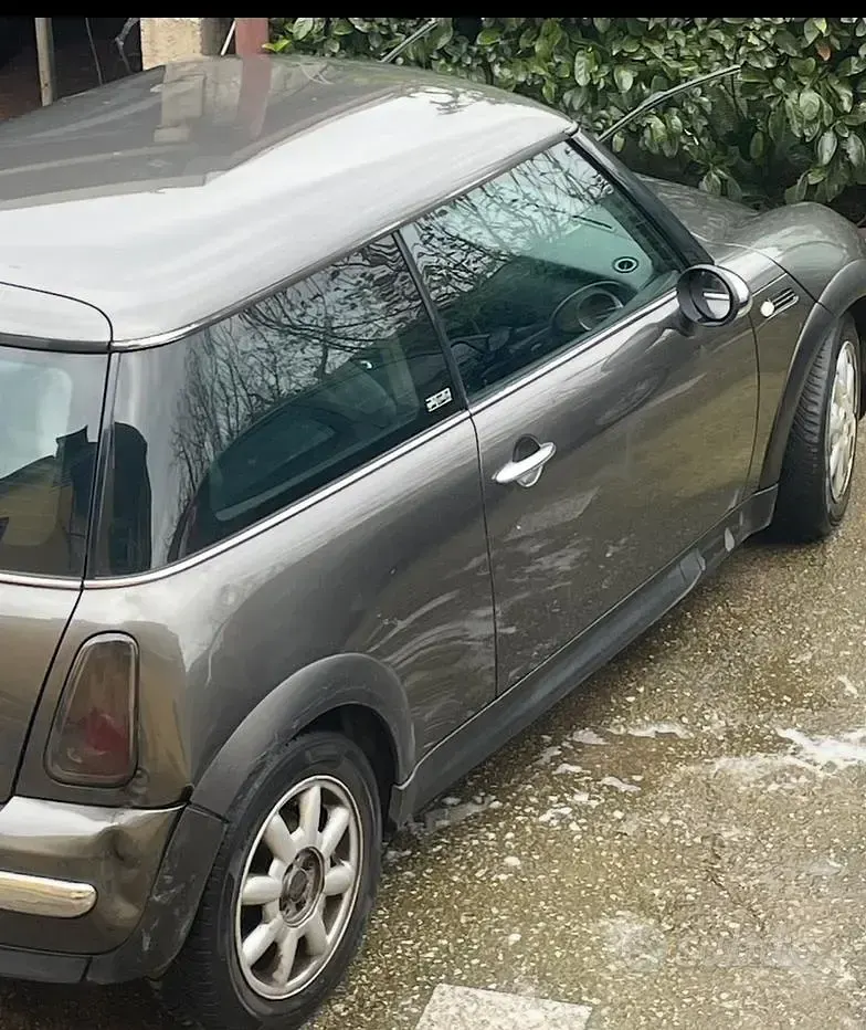 Usata Mini One D 73 CV (53 kW) 2006 Grigio Utilitaria