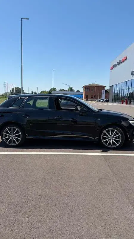 Usata Audi A3 Admired 116 CV (85 kW) 2019 Nero Berlina