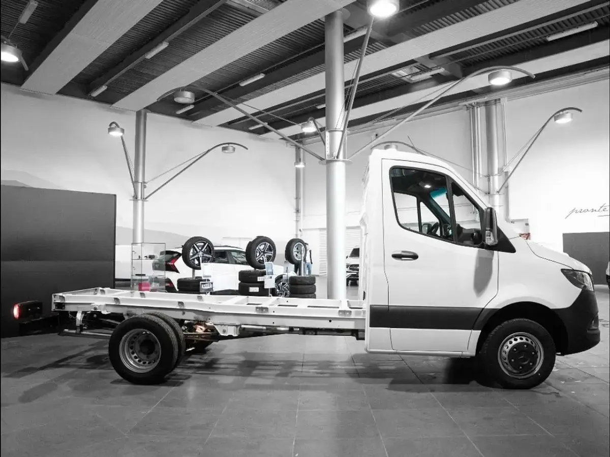 Nuova Mercedes Sprinter 2026 Bianco artico Furgone