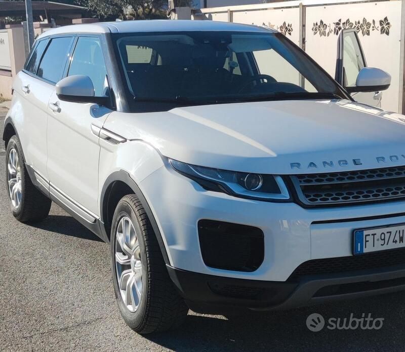 Usata 2019 Land Rover Range Rover evoque SUV | 18.000 € (Super prezzo) - Immagine 1/4