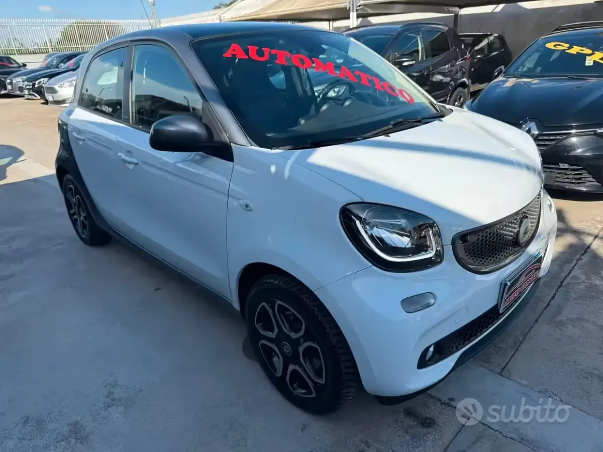 Usata Smart ForFour Prime 71 CV (52 kW) 2016 Bianco Utilitaria