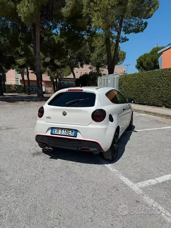 Usata Alfa Romeo MiTo 77 CV (56 kW) 2011 Bianco Utilitaria