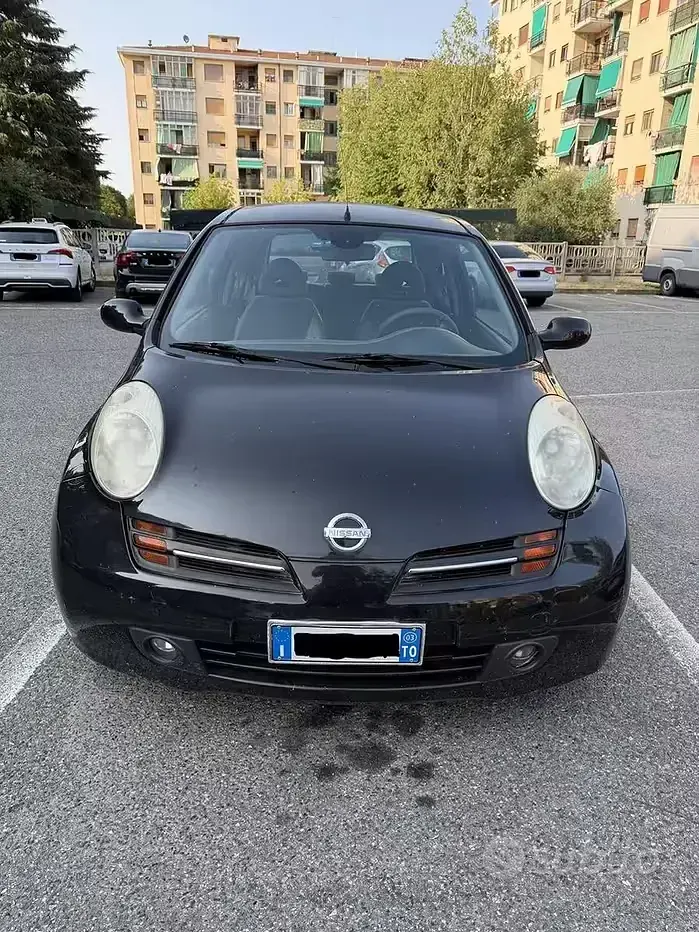 Usata Nissan Micra 80 CV (58 kW) 2003 Nero Utilitaria