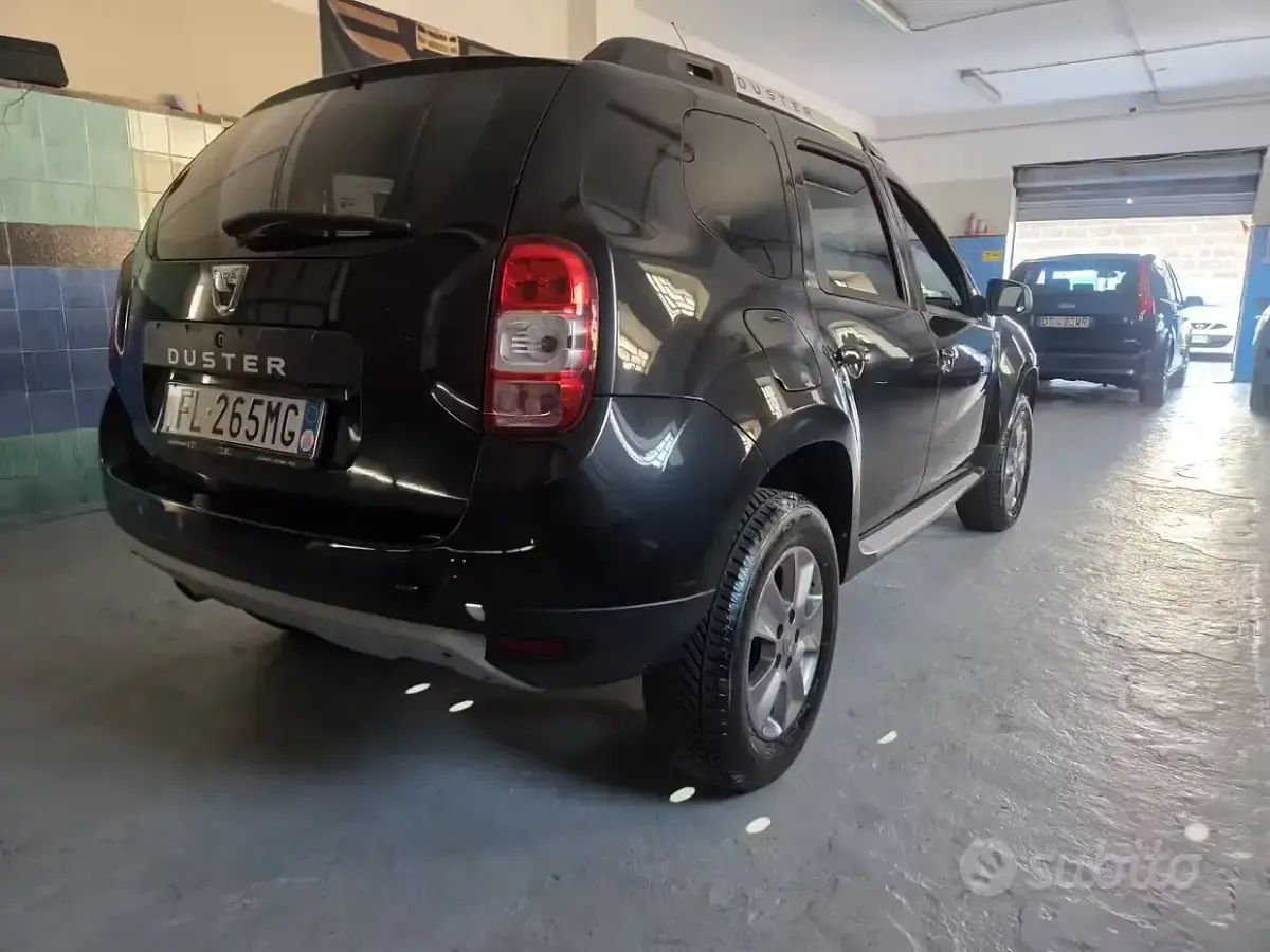 Usata Dacia Duster 109 CV (80 kW) 2018 Nero SUV