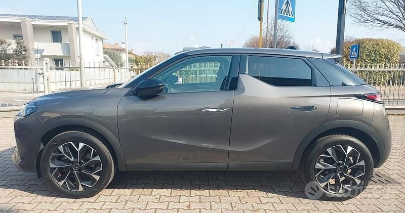 Usata DS Automobiles DS3 Opera 131 CV (96 kW) 2024 Grigio SUV