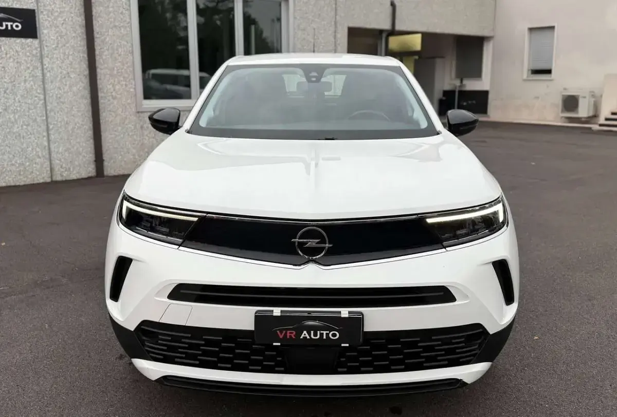 Usata Opel Mokka Edition 101 CV (74 kW) 2021 Bianco SUV