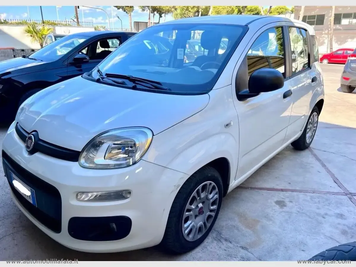 Usata Fiat Panda Easy 75 CV (55 kW) 2015 Bianco Utilitaria