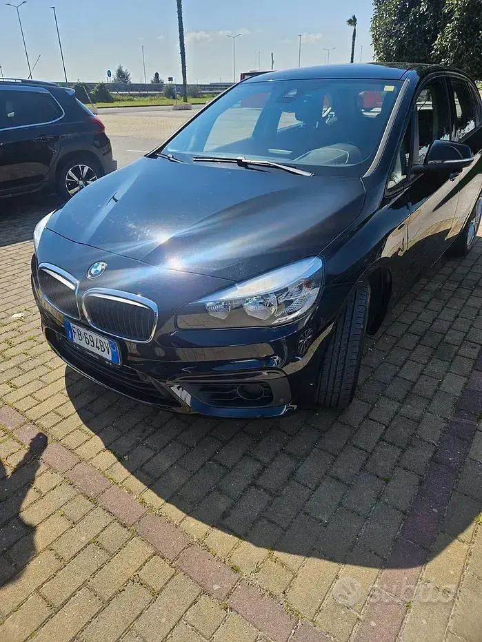 Usata BMW 214 Active Tourer 95 CV (69 kW) 2016 Nero Monovolume