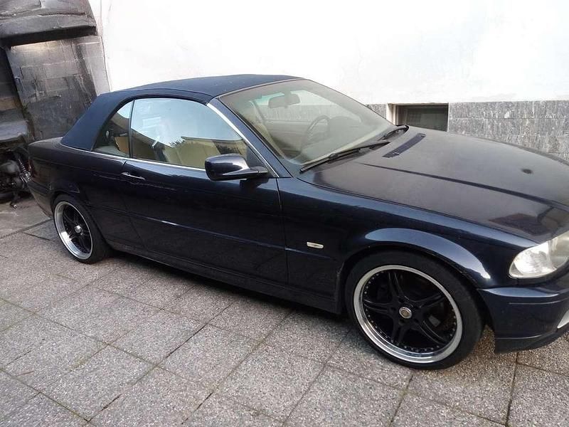 Usata BMW 323 Cabriolet 173 CV (127 kW) 2000 Blu/azzurro Cabrio