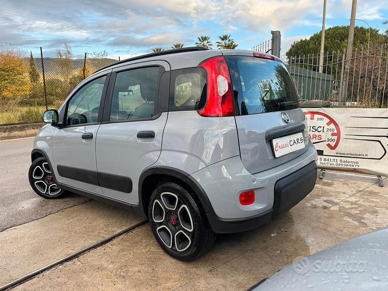 Usata Fiat Panda 69 CV (50 kW) 2021 Grigio Berlina